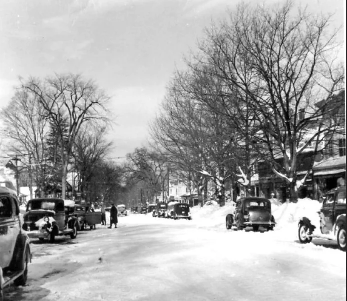 1947 snowstorm - Ridgefield center, looking north