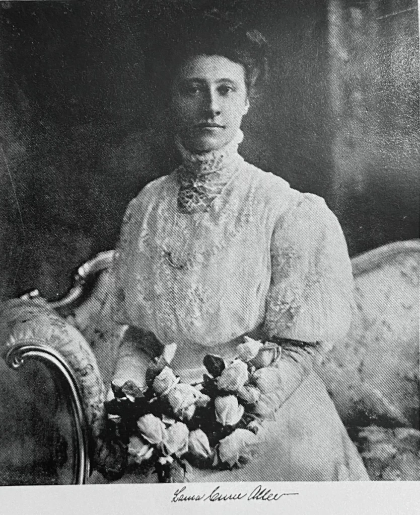 Laura Curie Allee in wedding dress, 1909